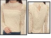 Blusa de Renda e Pérolas